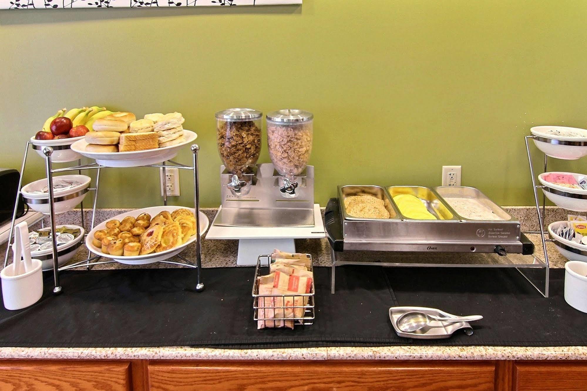 Sleep Inn South Bend Airport Екстер'єр фото