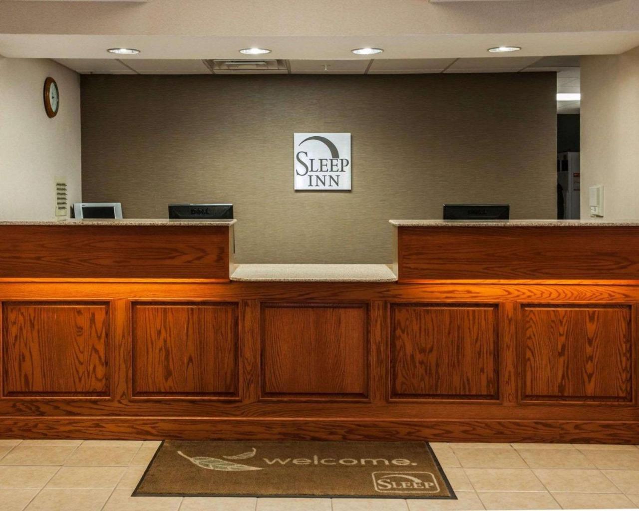 Sleep Inn South Bend Airport Екстер'єр фото